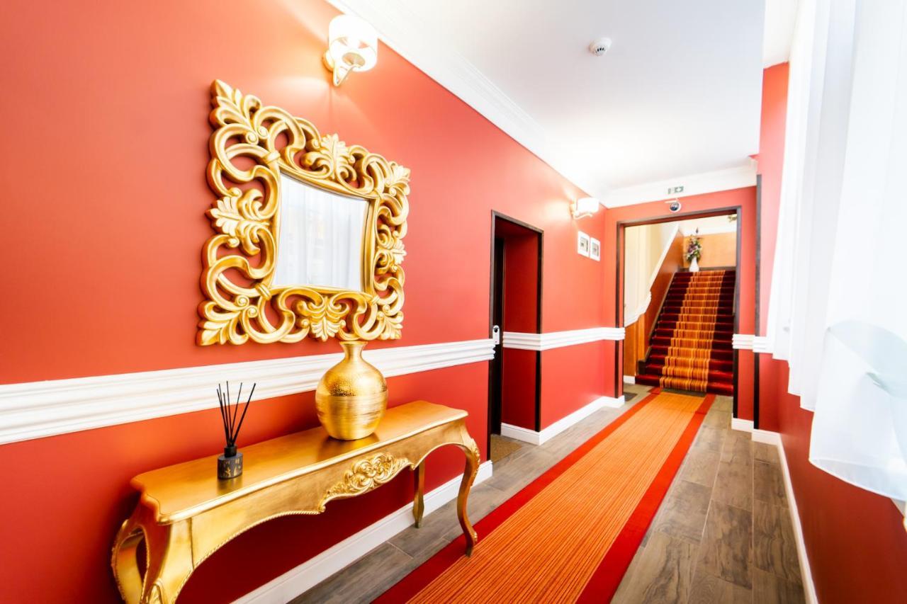 Picasso Boutique Hotel Arad Esterno foto