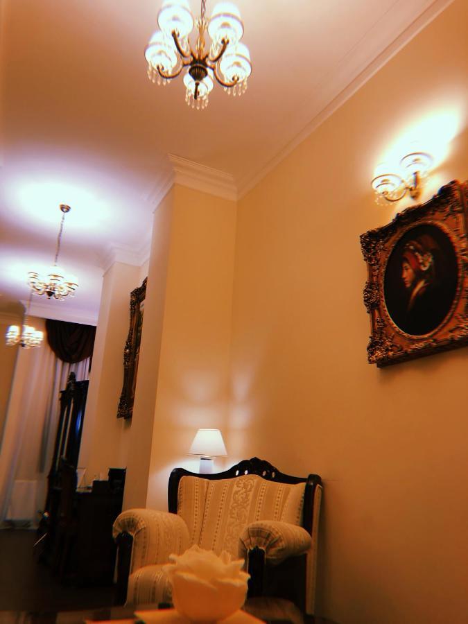 Picasso Boutique Hotel Arad Esterno foto