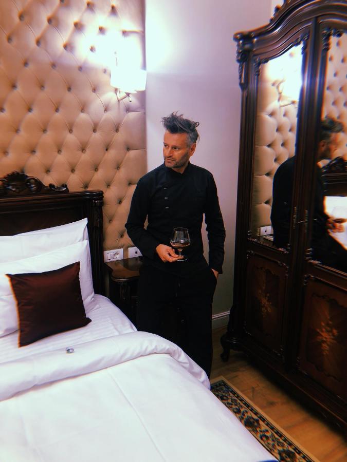 Picasso Boutique Hotel Arad Esterno foto